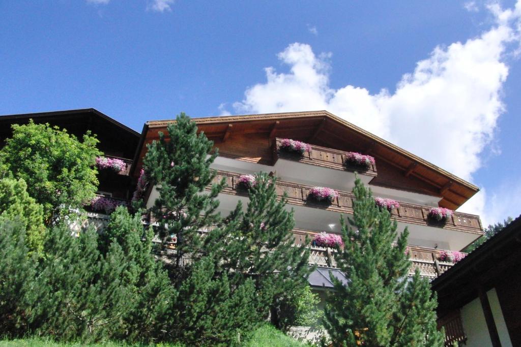 Hotel Garni Gardena - Appartments Santa Cristina Val Gardena Exterior foto