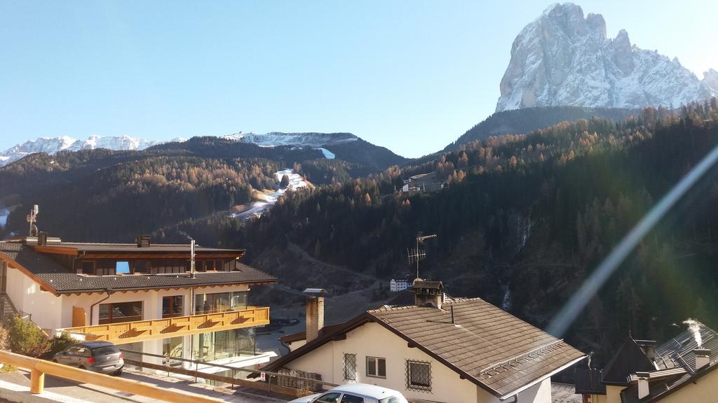 Hotel Garni Gardena - Appartments Santa Cristina Val Gardena Exterior foto